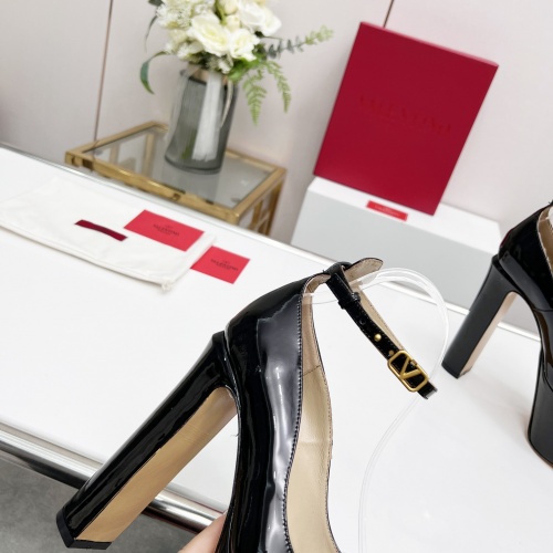 Replica Valentino Sandal For Women #968895 $115.00 USD for Wholesale