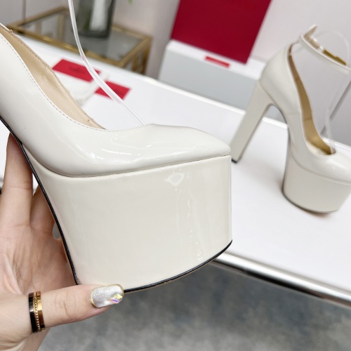 Replica Valentino Sandal For Women #968898 $115.00 USD for Wholesale