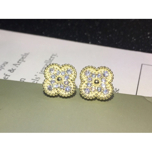 Van Cleef &amp; Arpels Earrings For Women #969016 $27.00 USD, Wholesale Replica Van Cleef &amp; Arpels Earrings