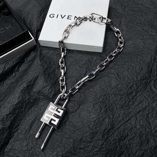 Givenchy Necklace #969071