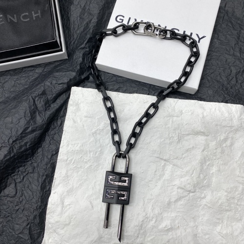 Givenchy Necklace #969072