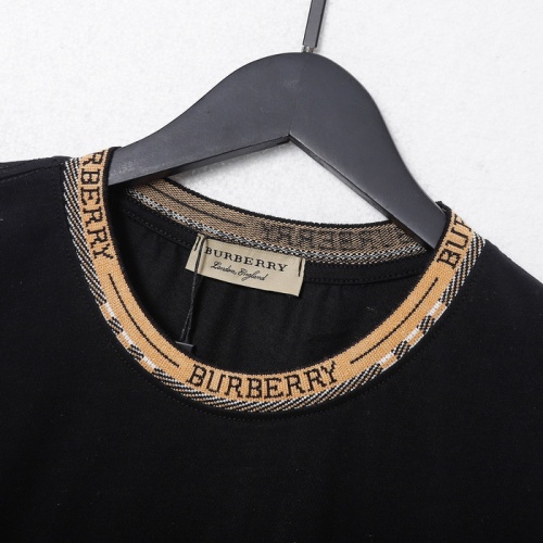 Replica Burberry T-Shirts Short Sleeved For Unisex #969311 $27.00 USD for Wholesale