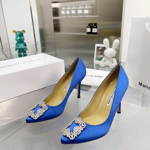 Manolo Blahnik High-Heeled Shoes For Women #969767