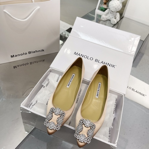 Replica Manolo Blahnik Flat Shoes For Women #969790 $85.00 USD for Wholesale