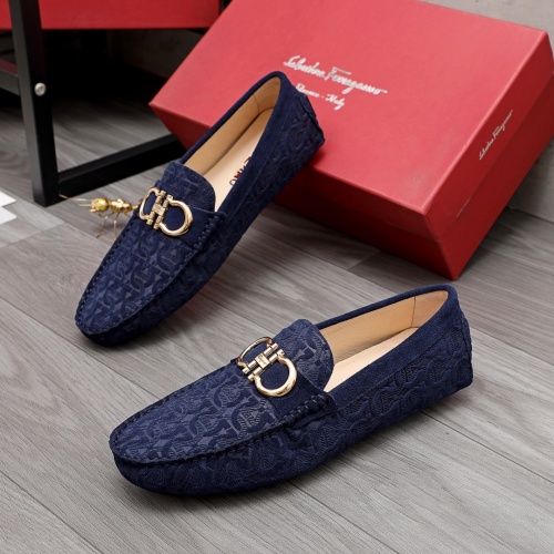 Salvatore Ferragamo Leather Shoes For Men #969901