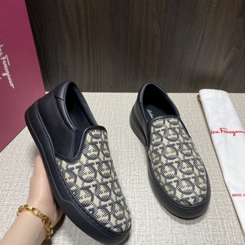 Salvatore Ferragamo Casual Shoes For Men #970233