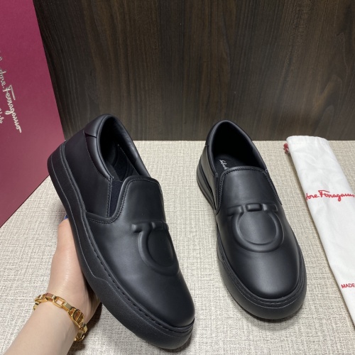 Salvatore Ferragamo Casual Shoes For Men #970236