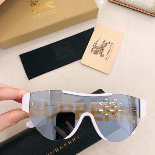 Burberry AAA Quality Sunglasses #971198