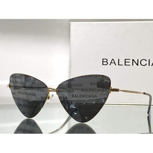 Balenciaga AAA Quality Sunglasses #971266