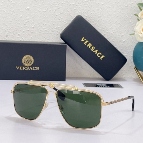 Versace AAA Quality Sunglasses #971363