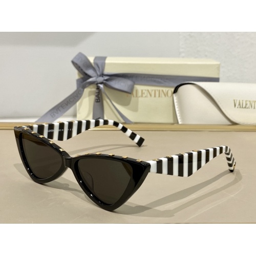 Valentino AAA Quality Sunglasses #971434