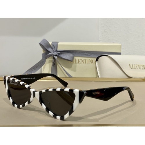 Valentino AAA Quality Sunglasses #971435