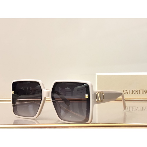 Valentino AAA Quality Sunglasses #971439