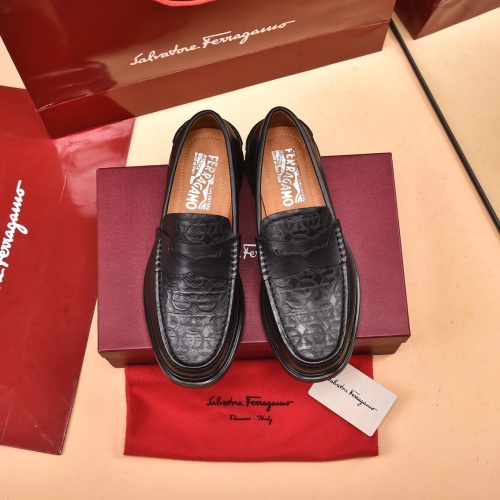 Replica Salvatore Ferragamo Leather Shoes For Men #971506 $125.00 USD for Wholesale