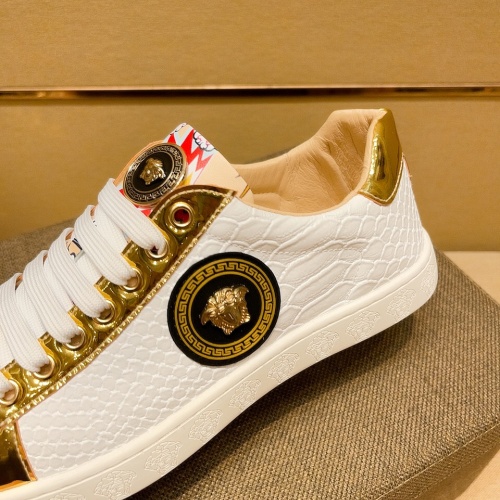 Replica Versace Casual Shoes For Men #971539 $76.00 USD for Wholesale