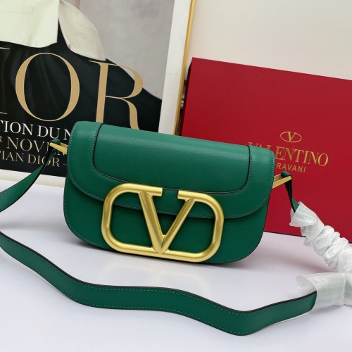 Valentino AAA Quality Messenger Bags For Women #971680