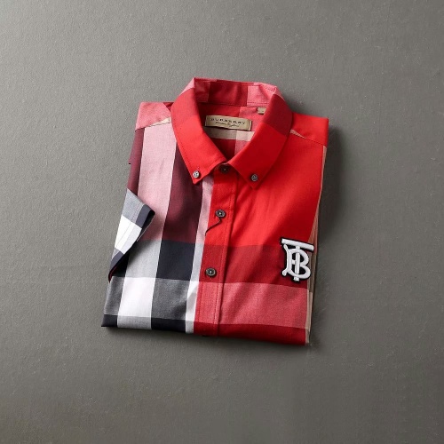 Replica Burberry Shirts Short Sleeved For Men #972177 $40.00 USD for Wholesale