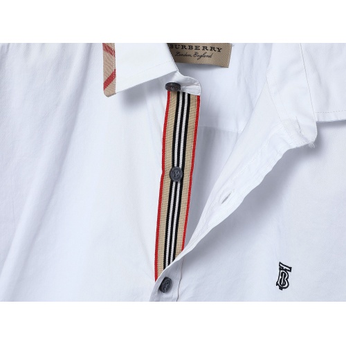 Replica Burberry Shirts Short Sleeved For Men #972180 $40.00 USD for Wholesale