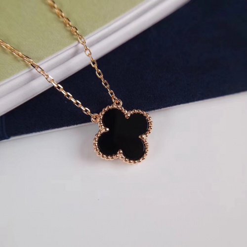 Van Cleef &amp; Arpels Necklaces For Women #972680 $27.00 USD, Wholesale Replica Van Cleef &amp; Arpels Necklaces