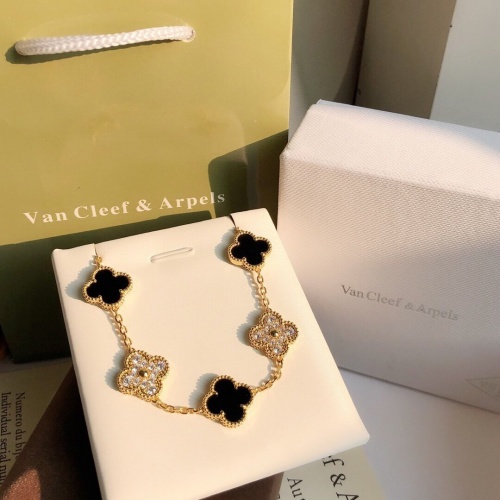 Replica Van Cleef & Arpels Bracelets For Women #972800 $39.00 USD for Wholesale