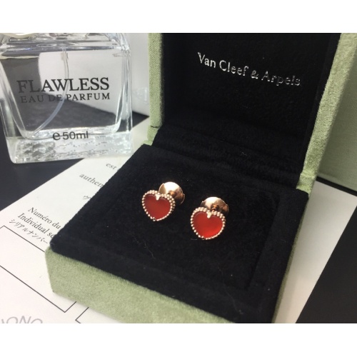 Van Cleef &amp; Arpels Earrings For Women #972989 $34.00 USD, Wholesale Replica Van Cleef &amp; Arpels Earrings