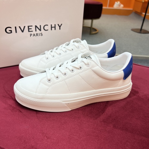 Givenchy Casual Shoes For Men #973072