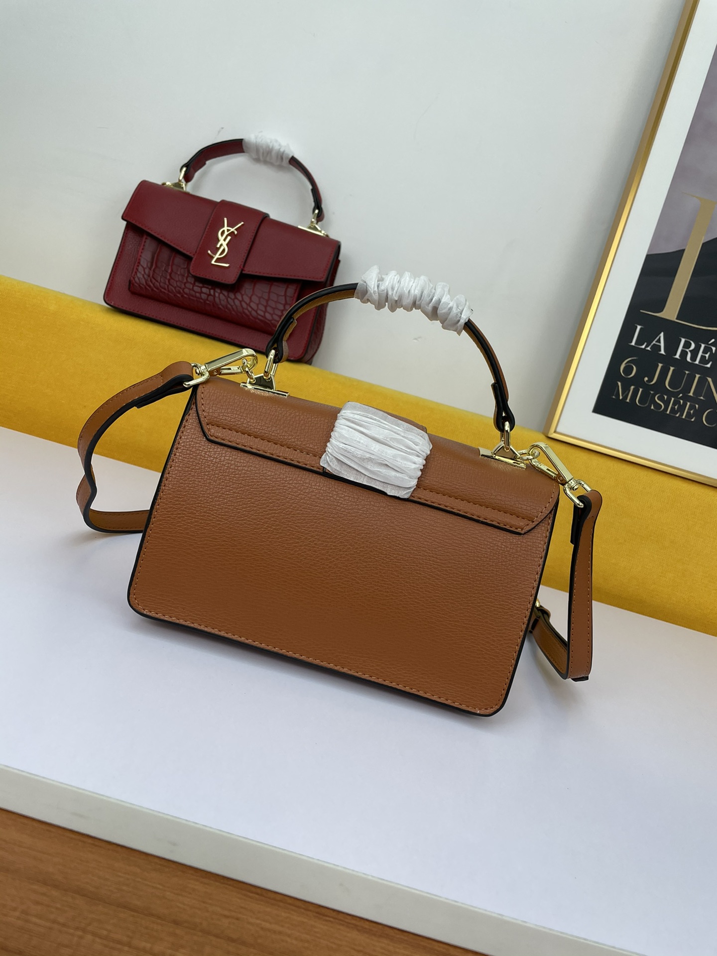 Yves Saint Laurent YSL AAA Quality Messenger Bags For Women 968712