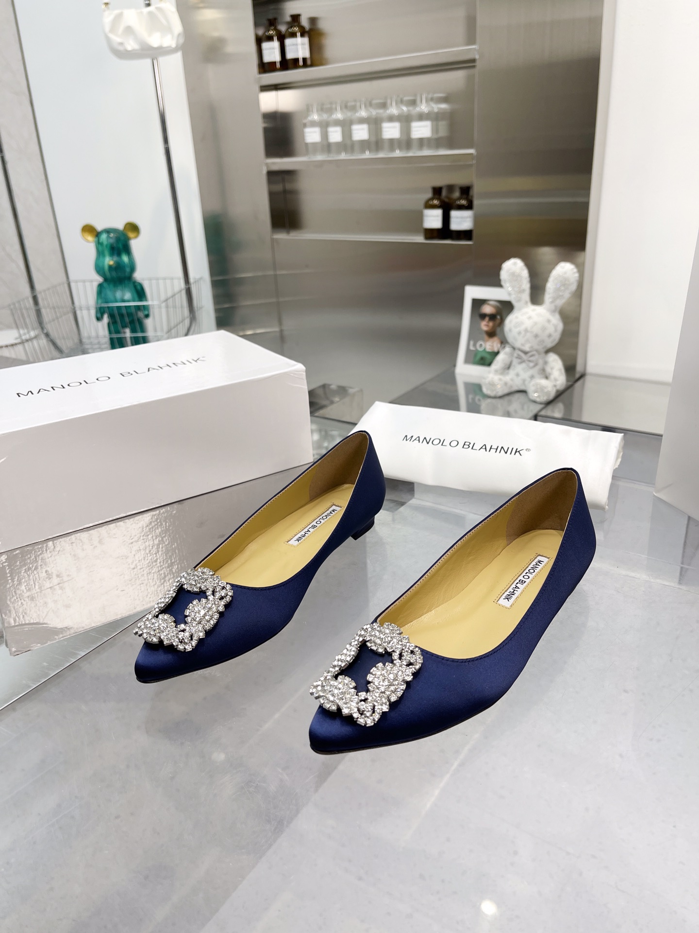 Manolo Blahnik Flat Shoes For Women 