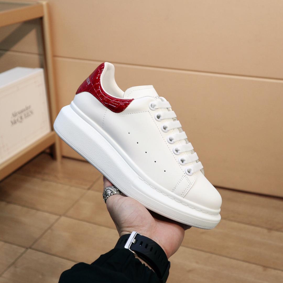 alexander mcqueen trainers red back
