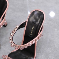 $118.00 USD Versace Sandal For Women #966039
