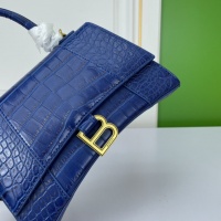 $92.00 USD Balenciaga AAA Quality Messenger Bags For Women #966382