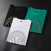 $32.00 USD Versace T-Shirts Short Sleeved For Men #966502