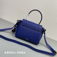 $140.00 USD Versace AAA Quality Messenger Bags For Women #966850