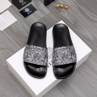 $45.00 USD Versace Slippers For Men #968592