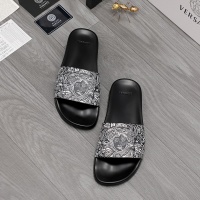 $45.00 USD Versace Slippers For Men #968592