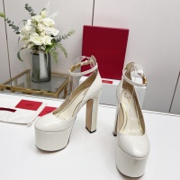 $115.00 USD Valentino Sandal For Women #968898
