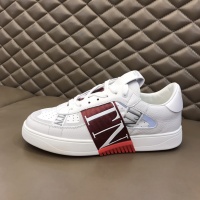 $80.00 USD Valentino Casual Shoes For Men #970386