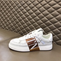 $80.00 USD Valentino Casual Shoes For Men #970388