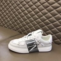 $80.00 USD Valentino Casual Shoes For Men #970390