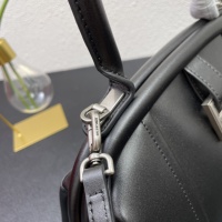 $112.00 USD Balenciaga AAA Quality Handbags For Women #971654