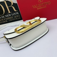$115.00 USD Valentino AAA Quality Messenger Bags For Women #971682