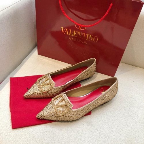 $88.00 USD Valentino Flat Shoes For Women #973147