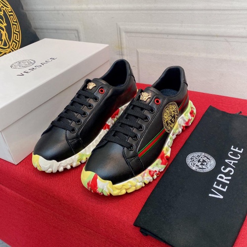 Replica Versace Casual Shoes For Men #973194 $76.00 USD for Wholesale