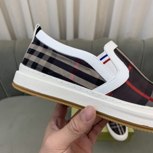 Replica Burberry Casual Shoes For Men #973400 $68.00 USD for Wholesale