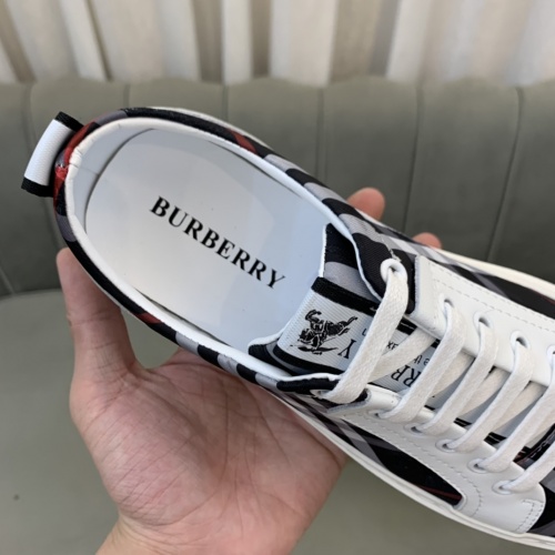 Replica Burberry Casual Shoes For Men #973404 $68.00 USD for Wholesale