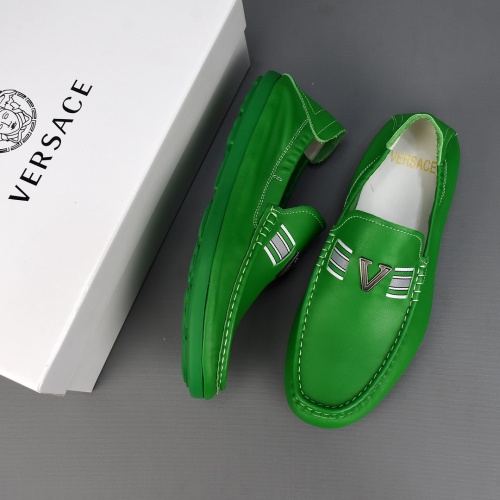 Replica Versace Casual Shoes For Men #973698 $88.00 USD for Wholesale