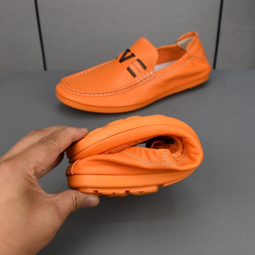 Replica Versace Casual Shoes For Men #973699 $88.00 USD for Wholesale