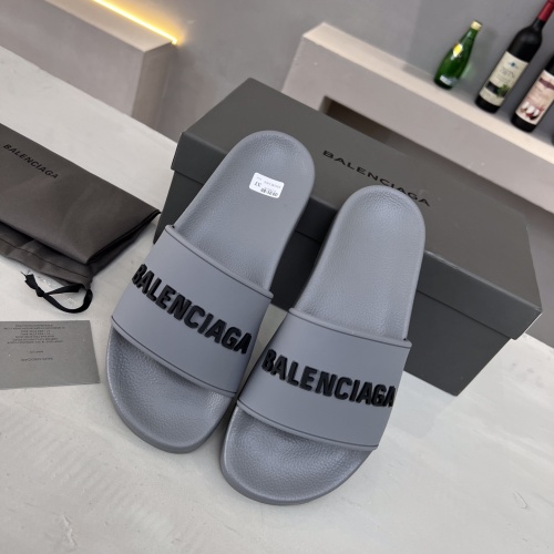 Balenciaga Slippers For Women #973758