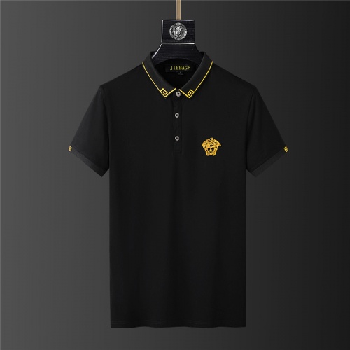 Replica Versace Tracksuits Short Sleeved For Men #974229 $68.00 USD for Wholesale