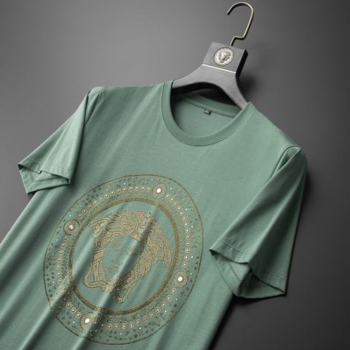 Replica Versace T-Shirts Short Sleeved For Men #974281 $36.00 USD for Wholesale